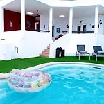 Casa Strelitzia * Nazaret