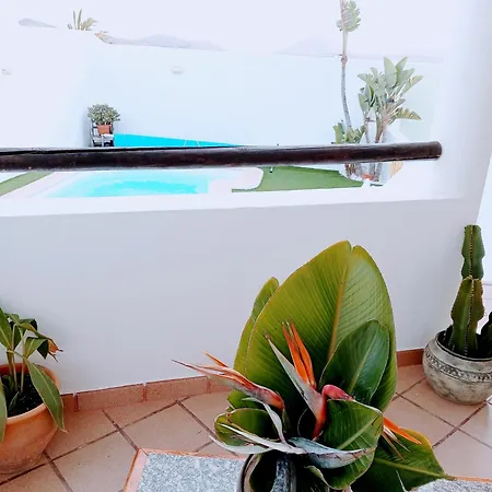 Casa Strelitzia Villa Nazaret