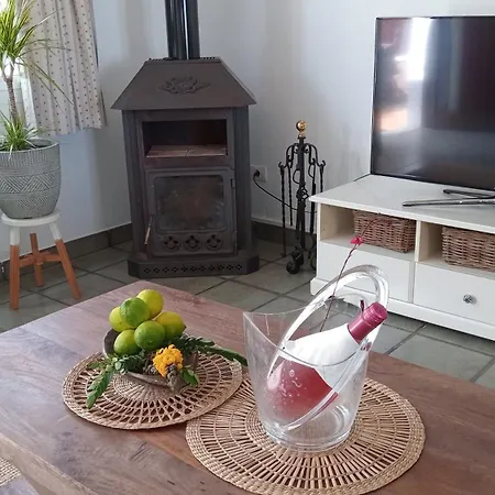 Casa Strelitzia Villa Nazaret